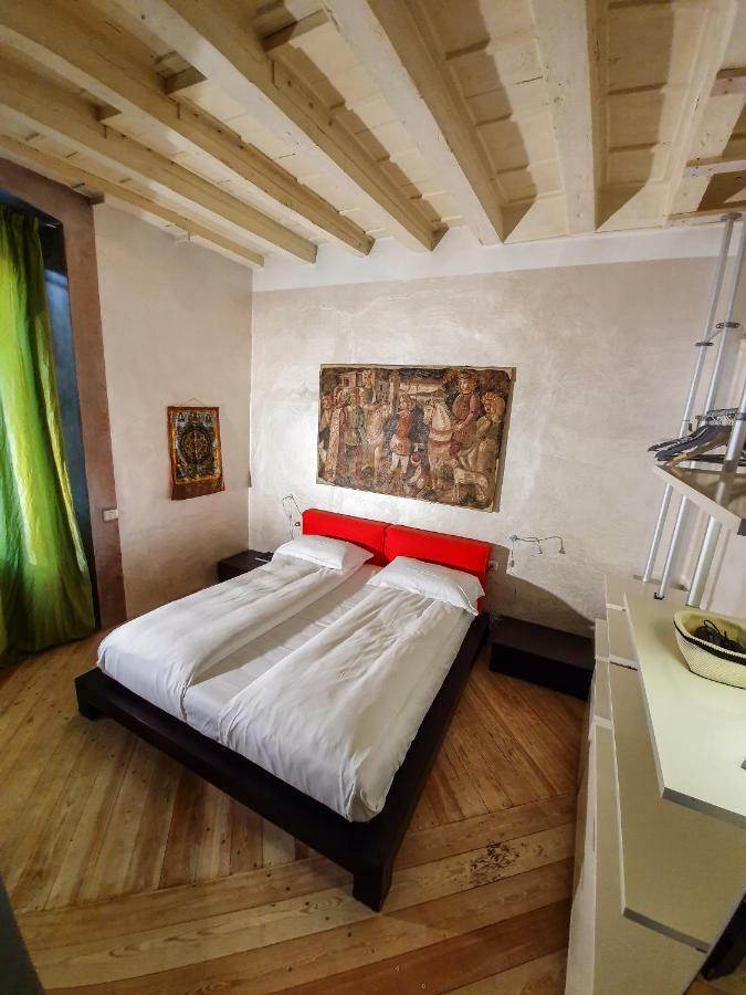 Flora Inn, Flora I - Nel Cuore Di Bergamo Alta 외부 사진
